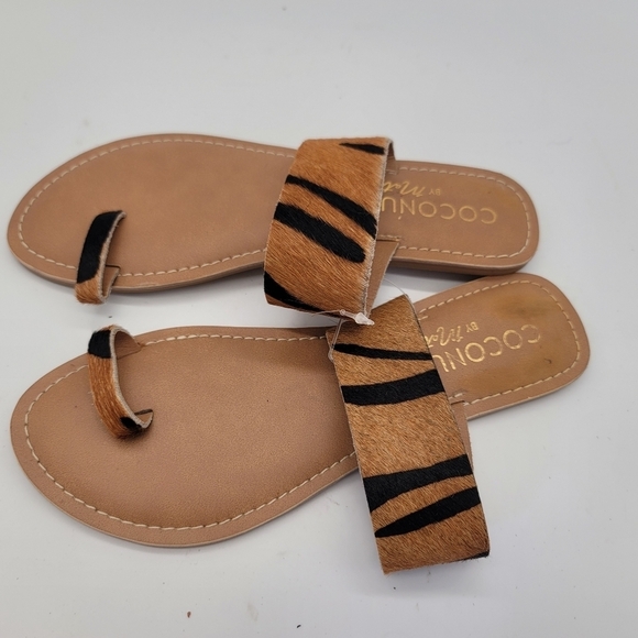Coconuts by Matisse Riva Flat Sandals Zebra NWOT Tan Black Size 8 - Picture 3 of 9